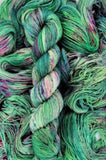 Juni and Si Yarn