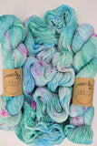 Juni and Si Yarn